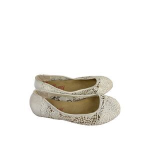 Jelly Pop memory foam Shoes 9m flats white crochet round toe